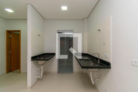 Apartamento para alugar com 50m², 2 quartos e sem vaga Apartamento para alugar com 50m², 2 quartos e sem vagaCozinha e Área de Serviço