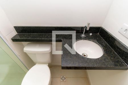 Apartamento para alugar com 44m², 2 quartos e sem vagaBanheiro