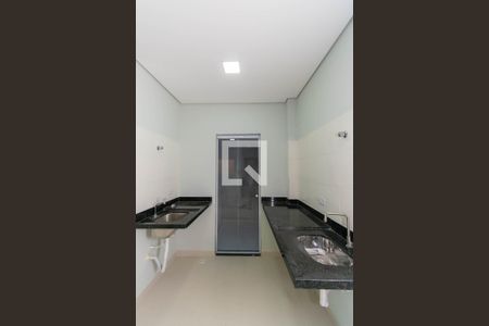 Apartamento para alugar com 44m², 2 quartos e sem vagaCozinha e Área de Serviço