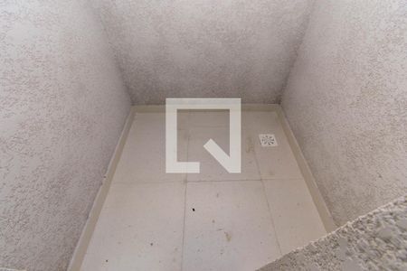 Apartamento para alugar com 44m², 2 quartos e sem vagaVaranda