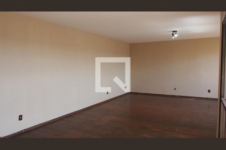 Apartamento à venda com 202m², 4 quartos e 2 vagasSala