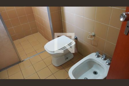 Apartamento à venda com 202m², 4 quartos e 2 vagasBanheiro