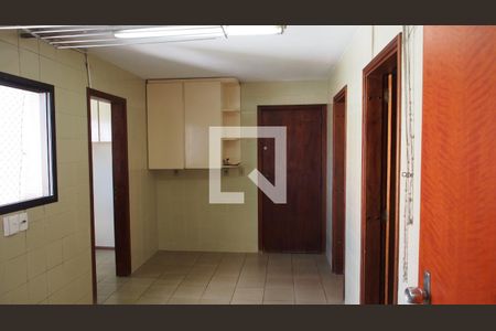 Apartamento à venda com 202m², 4 quartos e 2 vagasLavanderia