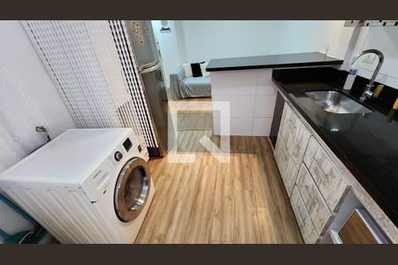 Apartamento para alugar com 50m², 2 quartos e 1 vaga Apartamento para alugar com 50m², 2 quartos e 1 vagaCozinha e Área de Serviço