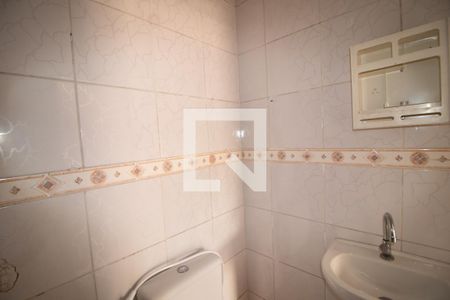 Banheiro de casa para alugar com 1 quarto, 45m² em Vila Gustavo, São Paulo