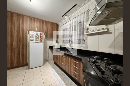 Casa à venda com 230m², 4 quartos e 3 vagasCozinha