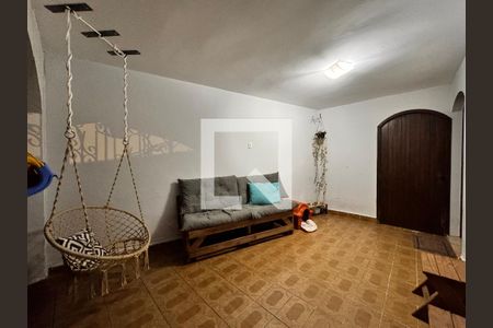 Casa à venda com 230m², 4 quartos e 3 vagasÁrea externa 