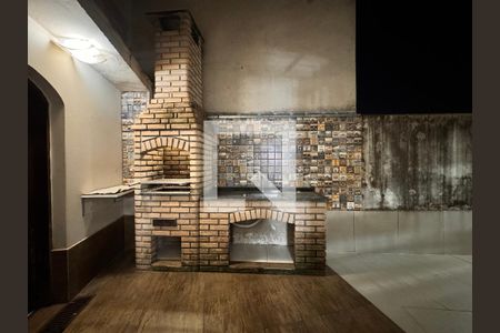 Casa à venda com 230m², 4 quartos e 3 vagasChurrasqueira