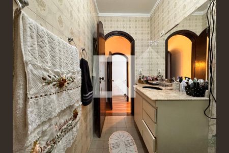 Casa à venda com 230m², 4 quartos e 3 vagasBanheiro da Suíte