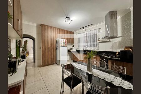 Casa à venda com 230m², 4 quartos e 3 vagasCozinha