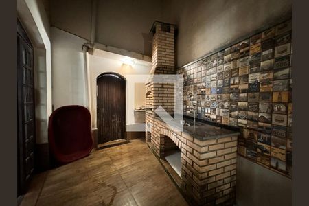 Casa à venda com 230m², 4 quartos e 3 vagasChurrasqueira