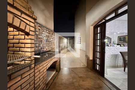 Casa à venda com 230m², 4 quartos e 3 vagasChurrasqueira