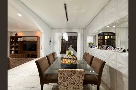 Sala de casa à venda com 4 quartos, 230m² em Vila Curuçá, Santo André