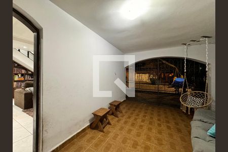 Casa à venda com 230m², 4 quartos e 3 vagasÁrea externa 