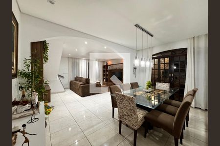 Sala de casa à venda com 4 quartos, 230m² em Vila Curuçá, Santo André