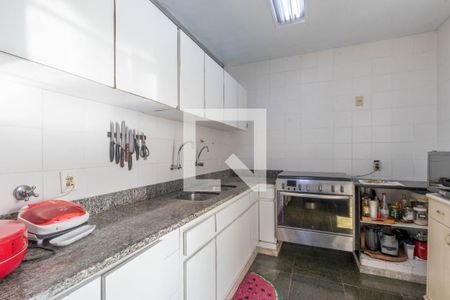 Casa à venda com 315m², 4 quartos e 4 vagasCozinha