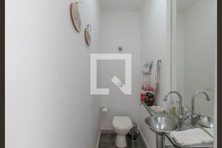 Casa à venda com 315m², 4 quartos e 4 vagasLavabo