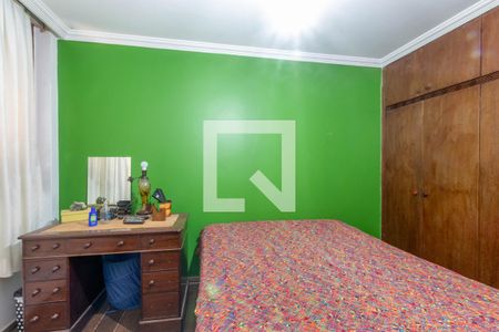 Casa à venda com 315m², 4 quartos e 4 vagasQuarto 2