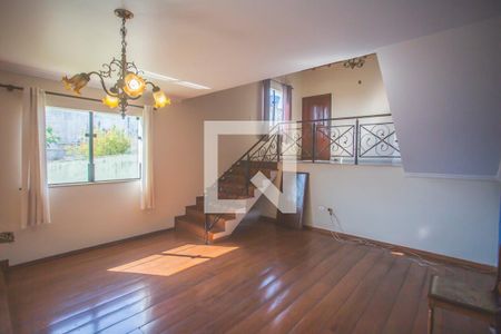 Sala de Estar de casa para alugar com 4 quartos, 214m² em Saúde, São Paulo