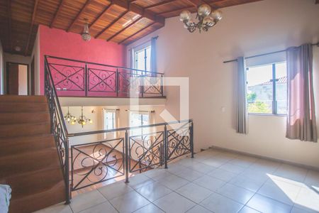 Hall de casa para alugar com 4 quartos, 214m² em Saúde, São Paulo