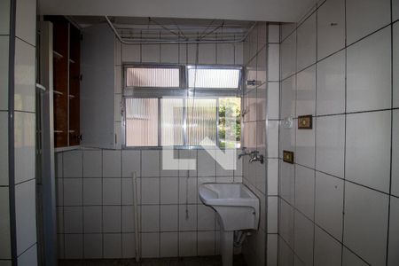Apartamento para alugar com 66m², 3 quartos e 1 vagaÁrea de Serviço