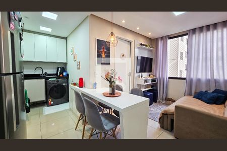 Sala de apartamento à venda com 2 quartos, 34m² em Jurubatuba, São Paulo