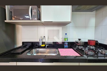 Cozinha de apartamento à venda com 2 quartos, 34m² em Jurubatuba, São Paulo