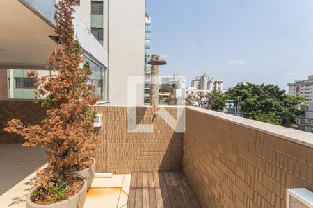 Apartamento à venda com 120m², 2 quartos e 2 vagasCobertura