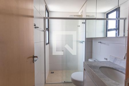 Apartamento à venda com 120m², 2 quartos e 2 vagasBanheiro da Suíte