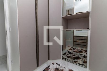Apartamento para alugar com 100m², 2 quartos e 2 vagasCloset