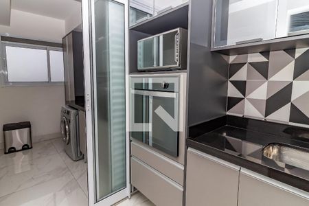 Apartamento para alugar com 100m², 2 quartos e 2 vagasCozinha