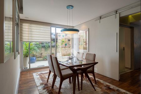 Apartamento à venda com 157m², 2 quartos e sem vagaSala de Jantar