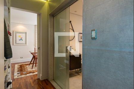 Apartamento à venda com 157m², 2 quartos e sem vagaSuíte 1 - Closet