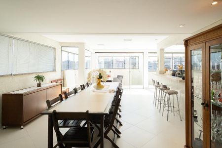 Apartamento à venda com 306m², 3 quartos e 4 vagasEspaço Gourmet - Cobertura