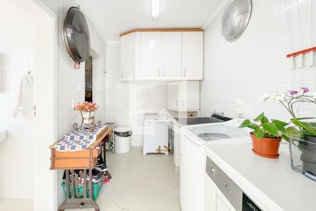 Apartamento à venda com 306m², 3 quartos e 4 vagasÁrea de Serviço - Cobertura