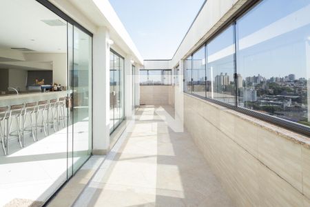 Apartamento à venda com 306m², 3 quartos e 4 vagasVaranda - Cobertura