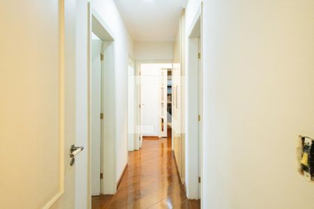 Apartamento à venda com 306m², 3 quartos e 4 vagasAcesso - Quartos