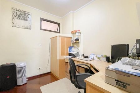 Apartamento à venda com 306m², 3 quartos e 4 vagasEscritório