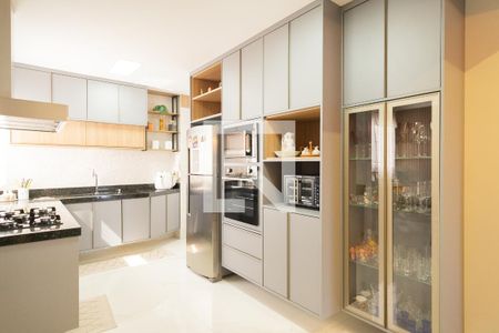 Apartamento à venda com 306m², 3 quartos e 4 vagasCozinha