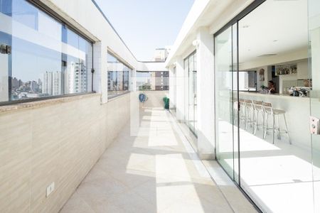 Apartamento à venda com 306m², 3 quartos e 4 vagasVaranda - Cobertura