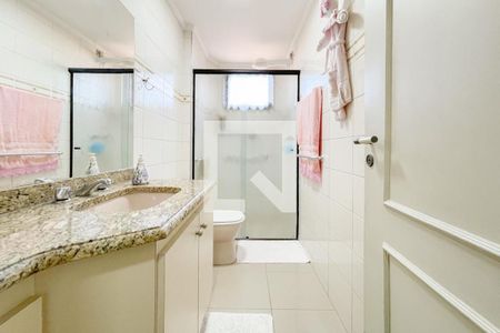 Apartamento à venda com 306m², 3 quartos e 4 vagasBanheiro - Suíte 2