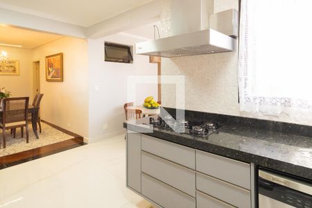 Apartamento à venda com 306m², 3 quartos e 4 vagasCozinha