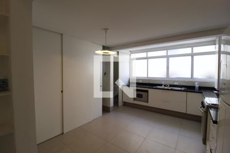 Apartamento para alugar com 94m², 2 quartos e 1 vagaCozinha