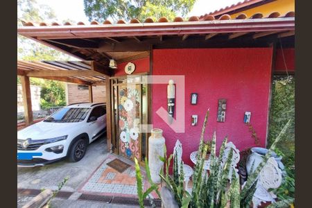 Casa à venda com 4 quartos, 246m² em Mata Paca, Niterói