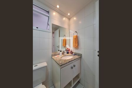 Apartamento à venda com 93m², 3 quartos e 2 vagasBanheiro Social