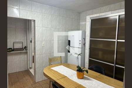 Casa à venda com 245m², 6 quartos e 2 vagas Casa à venda com 245m², 6 quartos e 2 vagasFoto 22