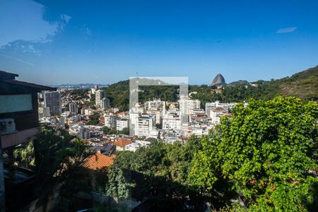 Casa de condomínio para alugar com 120m², 2 quartos e 2 vagasSacada