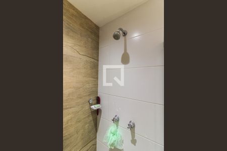 Apartamento à venda com 81m², 3 quartos e 1 vagaSuíte - Banheiro