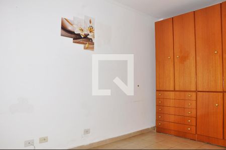 Apartamento para alugar com 60m², 2 quartos e 1 vaga Apartamento para alugar com 60m², 2 quartos e 1 vagaDetalhe do Quarto 01