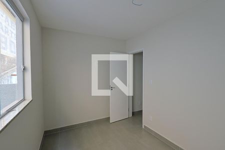 Quarto 1 de casa à venda com 2 quartos, 89m² em Planalto, Belo Horizonte